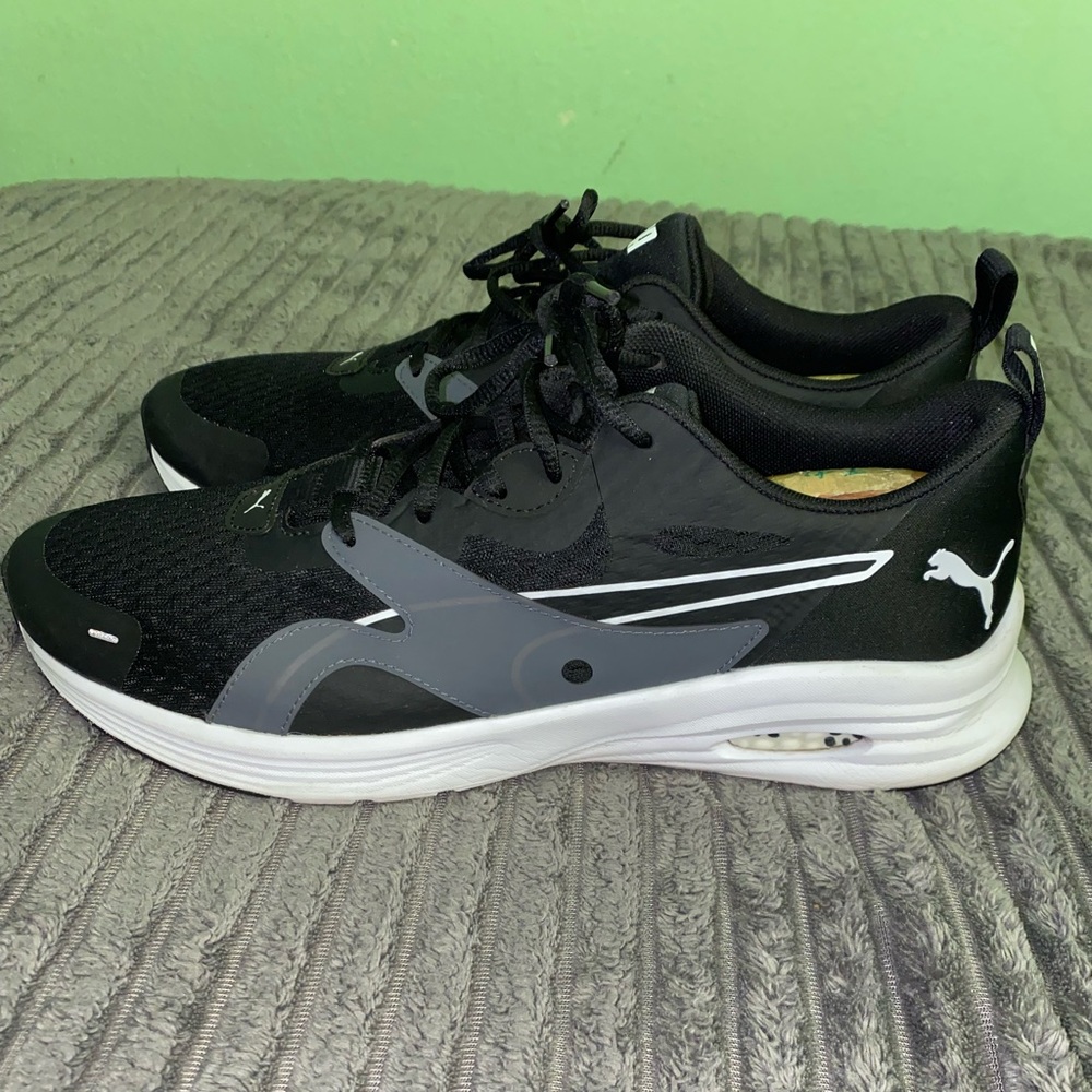 Puma Sneakers